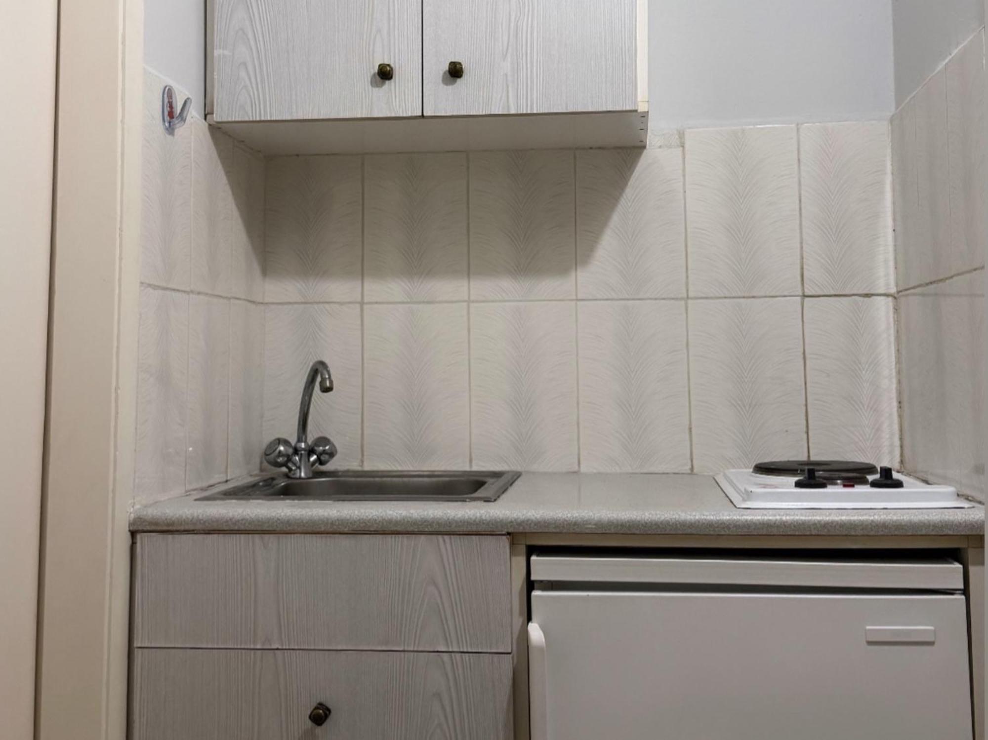טולון Konstantinos Apartments מראה חיצוני תמונה